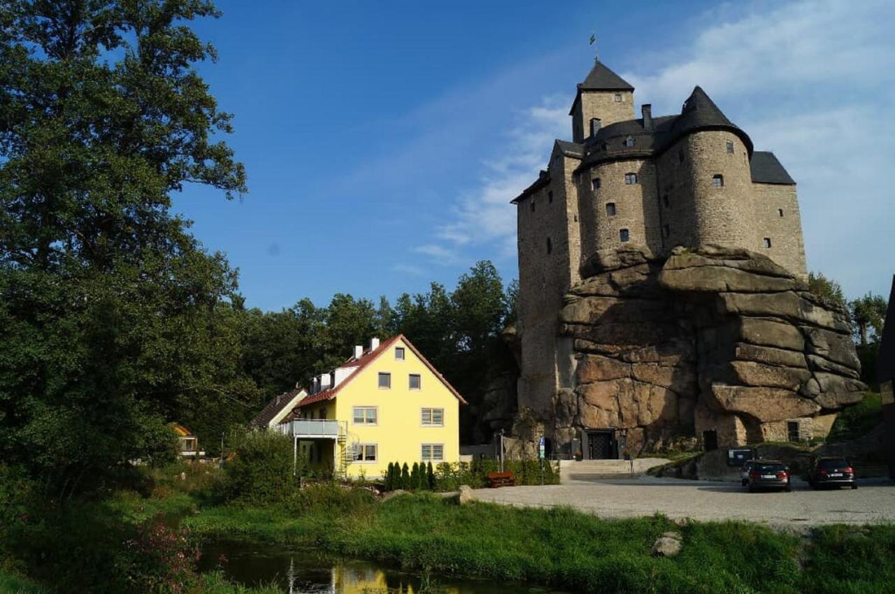Ferienwohnung Und Sommerhaus Unter Der Burg Falkenberg  Zewnętrze zdjęcie